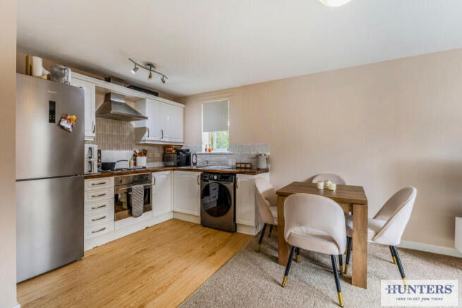 2 bed Apartment for sale Image 9