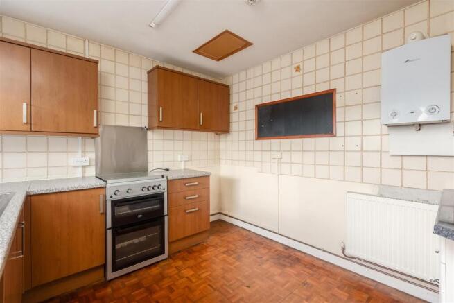 Station Road 38 Kitchen-1.jpg