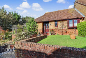 35, Alexander Mews, Sandon, Chelmsford CM2 7TT