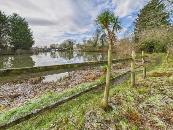 CAM02854G0-PR0488...