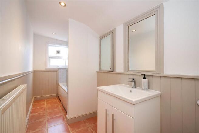 2 bed Terraced for sale Image 5