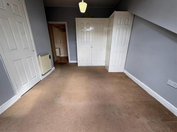 2 bed Apartment for sale Image 7