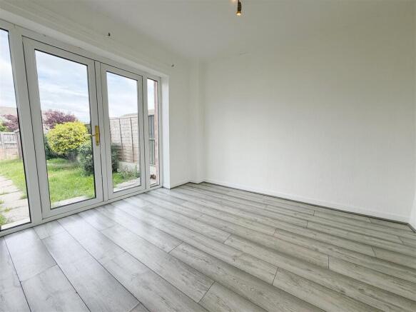 Lime Close, Connah's Quay, Deeside photo 4