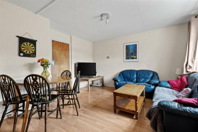 187 Maplehurst Road_007.JPG
