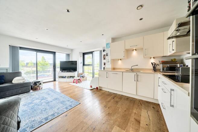 Kitchen/reception