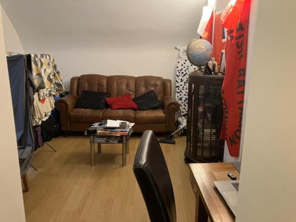 1 bed Flat for sale Image 4