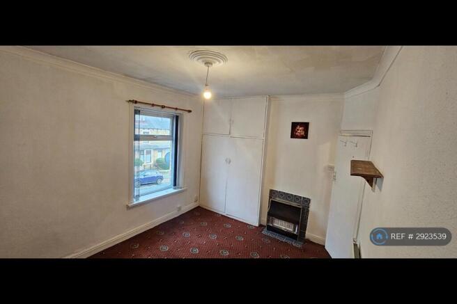 3 bed Terraced to rent Image 7