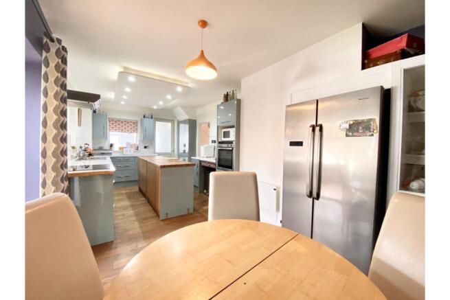 Kitchen/Breakfast