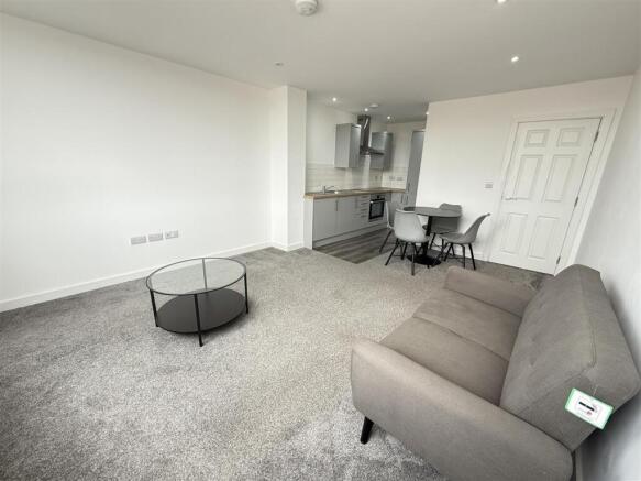 1 bed Apartment to rent Image 5