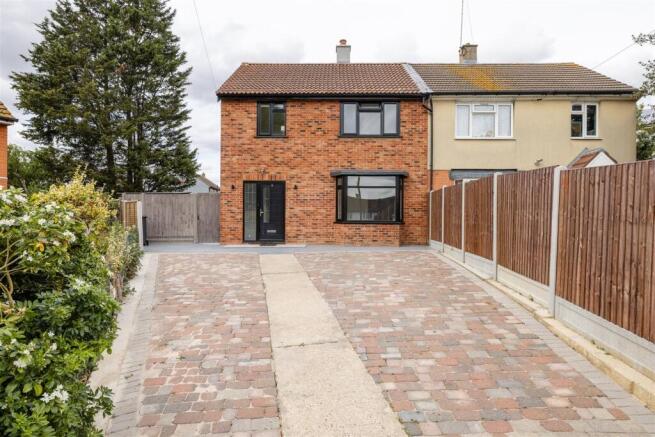 Deer Leap Grove, E4