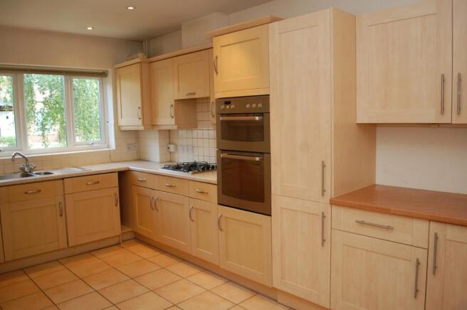Kitchen / Breakfast 
