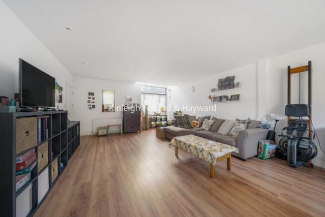 80bc2904-18c5-4c30-9