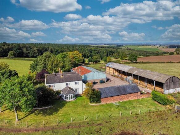 dji_fly_20250905_101838_839_1757063929274_photo_op