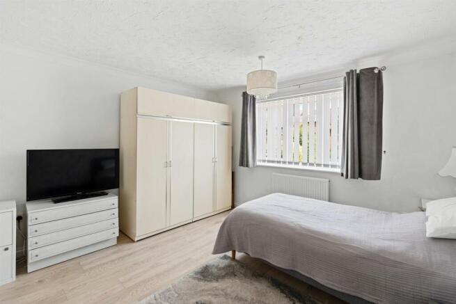 17-SidellClose-010.jpg