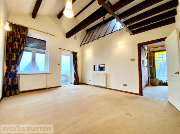 2 bed Apartment for sale Image 5