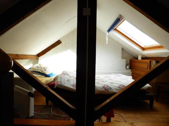 ATTIC ROOM