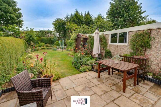 Rear Garden 1.jpg
