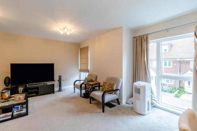 8434850-interior06-800