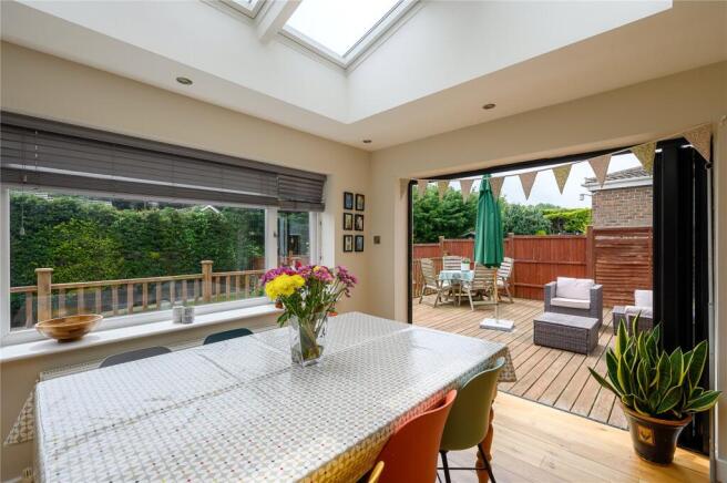4 bed Detached for sale Image 9