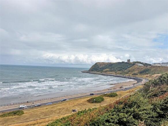 2 bed Apartment to rent Image 12