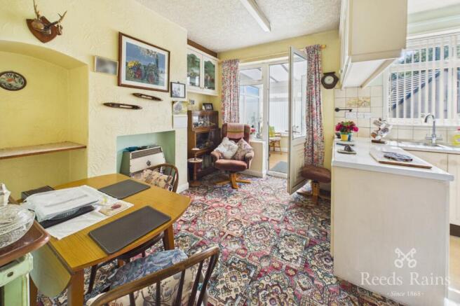 2 bed Semi-Detached for sale Image 7
