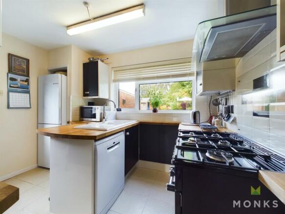 CAM01420G0-PR0078-STILL005.jpg