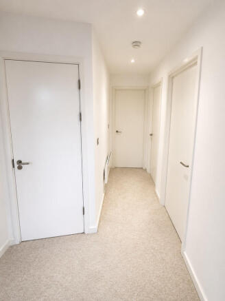 2 bed Apartment for sale Image 10