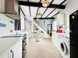 1, Langley Lane, Clayton West, Huddersfield HD8 9PZ