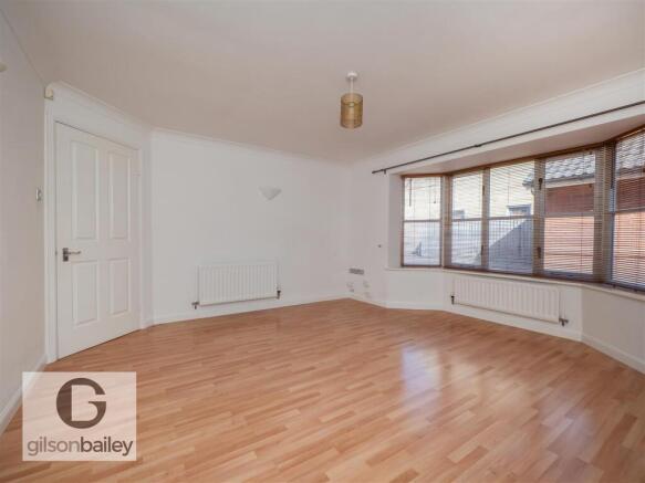 9StanPetersenClose-14.jpg