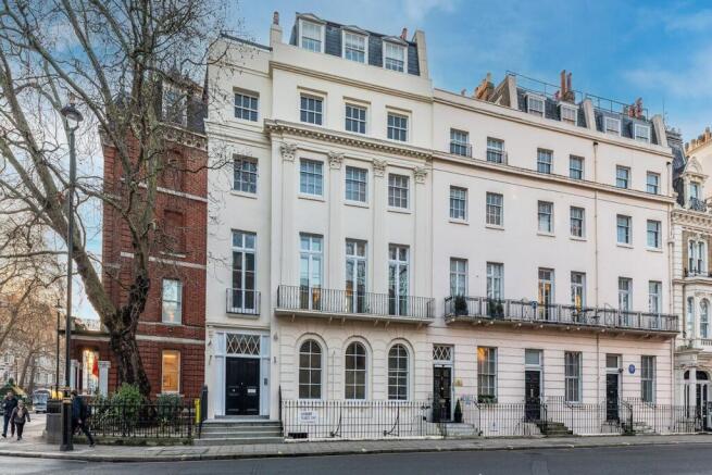 1 hobart place 3784 extl.jpg