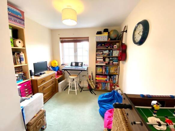 Photo 12