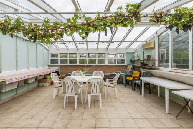 Summer House