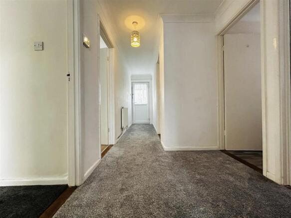 HALLWAY.jpeg