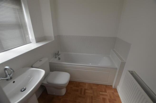 Jack n Jill Bathroom/En Suite