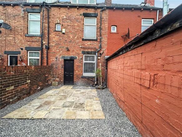 2 bed Terraced for sale Image 6