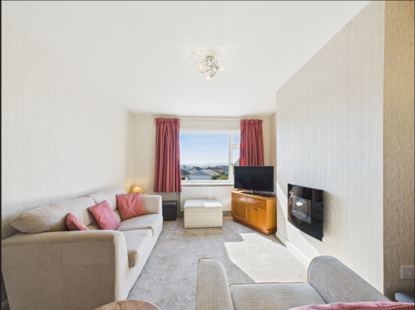 2 bed Semi-Detached Bungalow for sale Image 4