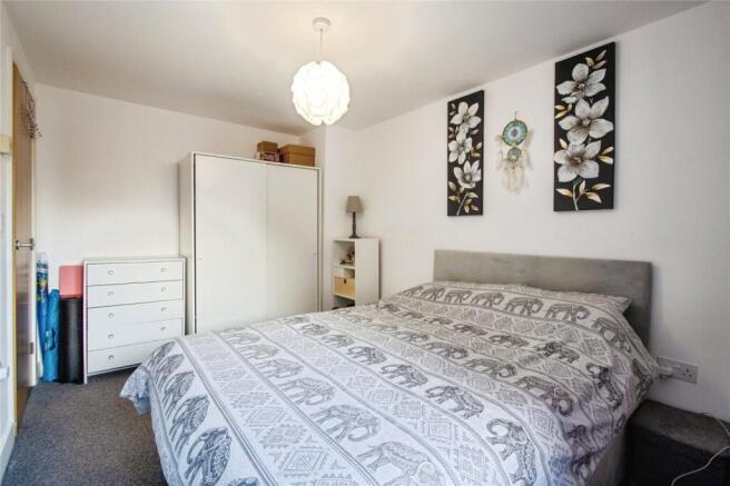 2 bed Flat for sale Image 8