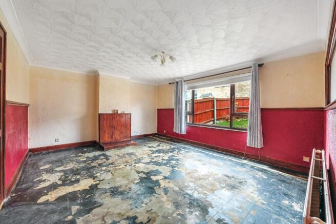 Landseer Court, Haverhill photo 4