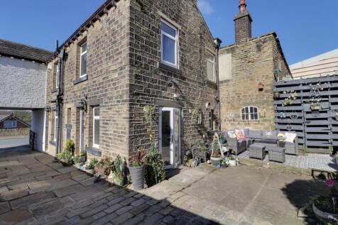 Tanyard Road, Oakes, Huddersfield, West Yorkshire, HD3