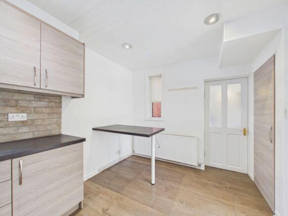 2 bed Semi-Detached for sale Image 5