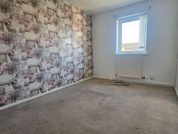 2 bed Flat to rent Image 9