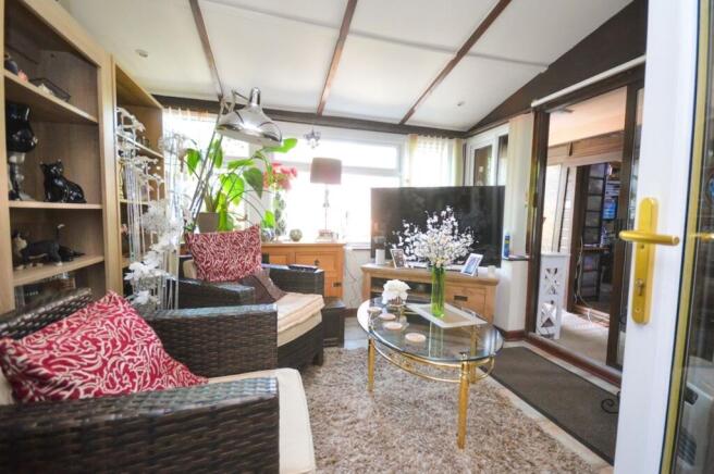 3 bed Semi-Detached for sale Image 4