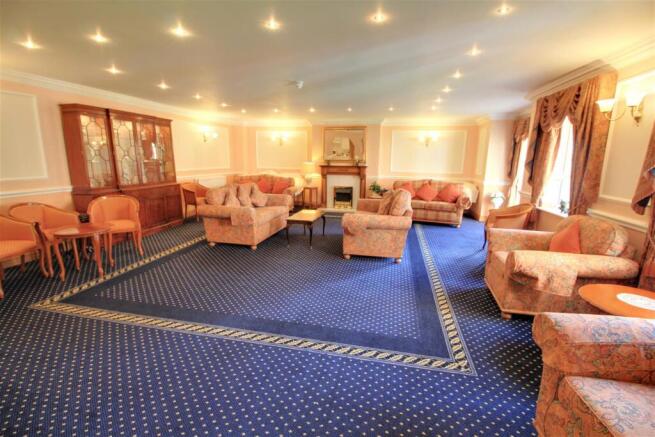 Owners Lounge.jpg