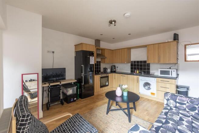 Open Plan Lounge/Kitchen