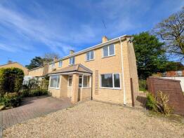 7, Oak Gardens, Tewkesbury GL20 7LS