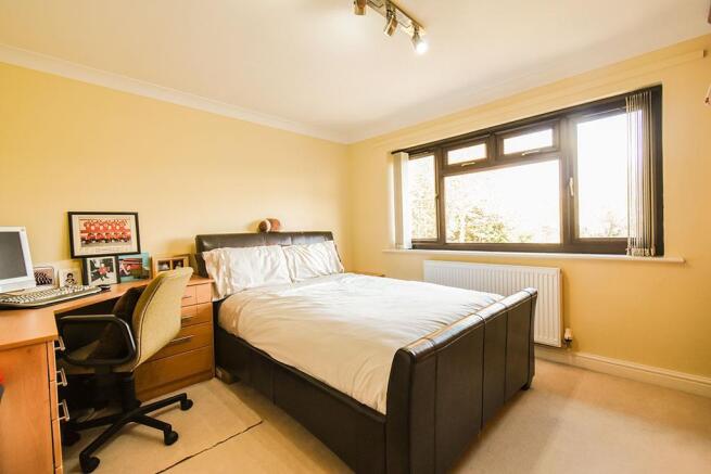 bed-2.jpg