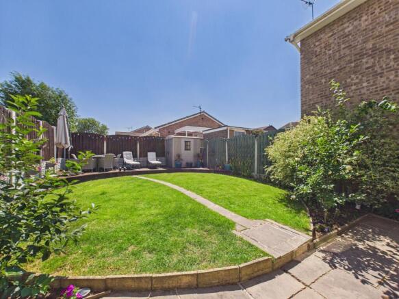 4 bed Detached for sale Image 4
