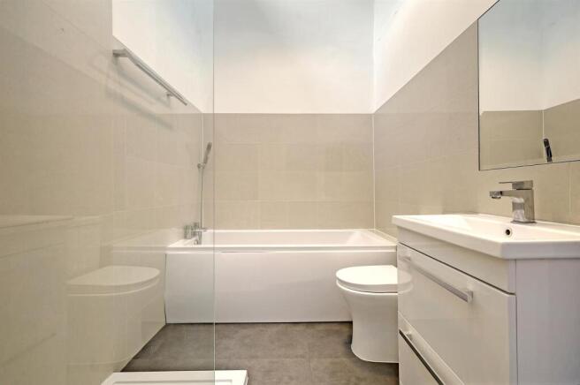 FAMILY BATHROOM.jpg