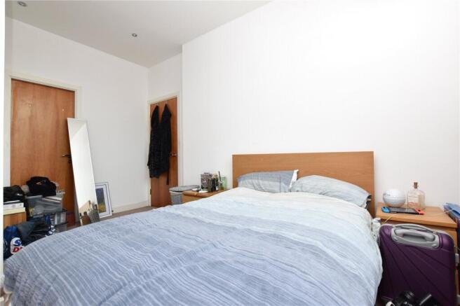 2 bed Apartment for sale Image 9