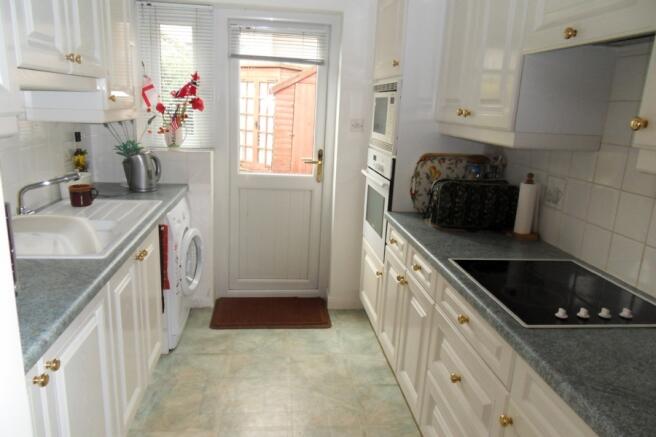 Photo 10